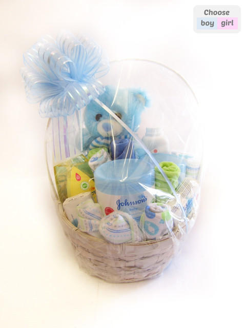 Personalized Deluxe Newborn Boy Gift Baskets – Baby Stuff Gifts